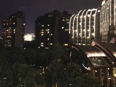 -三亚湾海居铂尔曼度假酒店