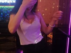 -麦度量贩式KTV(中联广场店)