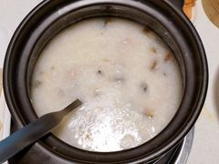 皮蛋瘦肉粥-煲王粤菜餐厅(中侨中心店)