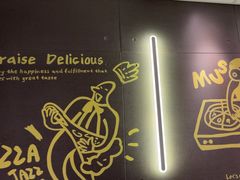 -必胜客(WOW象山涌金广场店)