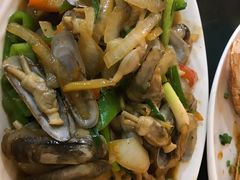 -覃记海鲜美食餐厅