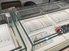 -玉凡奢侈品黄金回收