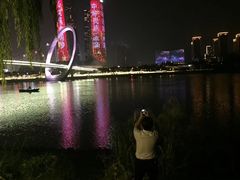 -南京眼步行桥
