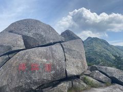 -罗田薄刀峰风景区