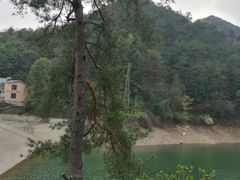 -滴水洞景区