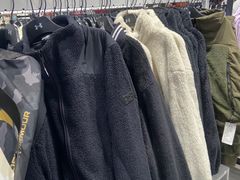 -UNDER ARMOUR(八达岭奥莱店)