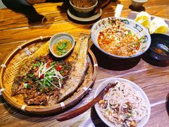 香茅草烤鲈鱼-云上千禾(水上店)