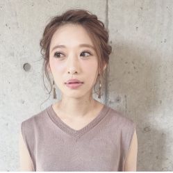 -卡尔诗·科技美肤连锁