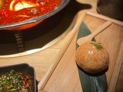 -湊湊火锅·茶憩(杭州湖滨银泰in77店)