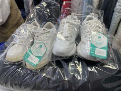 -UCC国际洗衣(长宁路精选店)