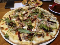 -JINNS锦时 steak&pizza(浸信会礼拜堂旧址店)