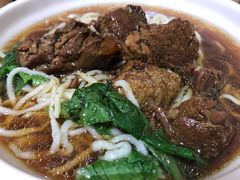 招牌红烧大块牛肉面-金牌八大碗汤面(菜市二路店)