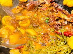 -万里闯关东铁锅炖菜馆(高新旗舰店)