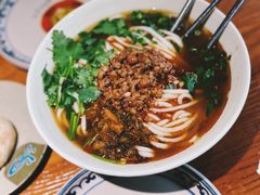 纯正云南小锅米线-遇见阿家村云南菜(魏公村店)