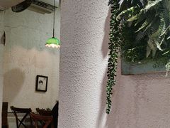 -猫爷的腔调·黔小馆(交大医学住宅区店)