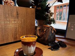 -Metal hands·铁手咖啡