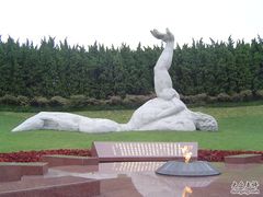 -上海市龙华烈士陵园