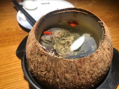 椰子乌鸡汤-点心传说·粤菜点心(佐阾虹湾店)