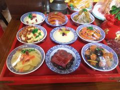 -蓝田九大碗民俗食府(蓝田店)