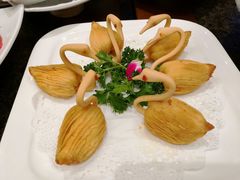 天鹅榴莲酥-小天鹅火锅·一线江景洪鼎旗舰店(洪崖洞店)