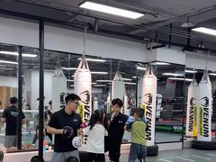 -拳力汇散打搏击泰拳俱乐部(绿地缤纷城店)