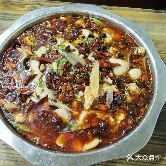 新重庆傻儿鱼庄(华山汽车站家属楼西北)