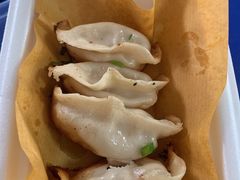 -胖子锅贴(双阳路111弄店)