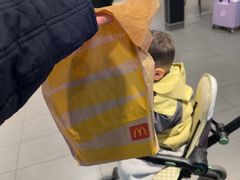 -麦当劳(上海虹桥站30B检票口楼上)