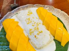 -Dang restaurant (patong phuket)