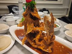 糖醋黄河金鲤鱼-城南往事·鲁菜·烤鸭(世茂宽厚里·大明湖店)