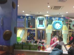-反斗乐园π·电玩·高空拓展·蹦床(龙华天虹店)