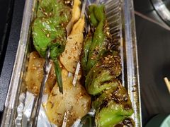 -许哥东北烧烤·铁丳烤串·宫后夹肉(繁花中心店)