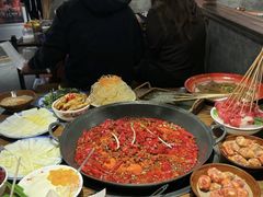 -萍姐火锅·公路夜市(武汉首店)