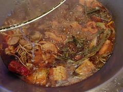 -山里屯铁锅炖·东北菜(康桥店)