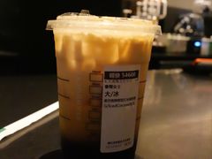 -星巴克(杭州湖滨银泰E区店)