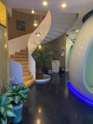 -比华利美容医院