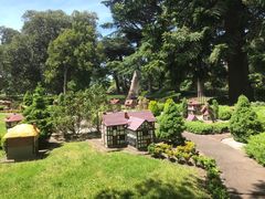 -斐兹洛伊花园