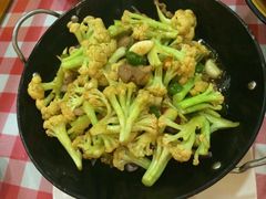 -鲁班小馆(政四街店)