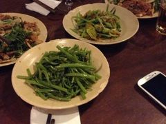 -Cuc Gach Quan Restaurant