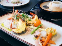 香焗龙虾配自制黑松露酱-上海苏宁宝丽嘉酒店·Cafe Bellagio西餐厅