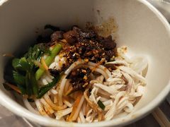 -桥香园云南过桥米线(金马碧鸡店)