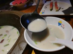 -咕嘟草帽鱼·牛奶一样的鲜鱼汤(天鹅湖万达广场店)