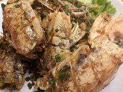 -J Daeng Seafood