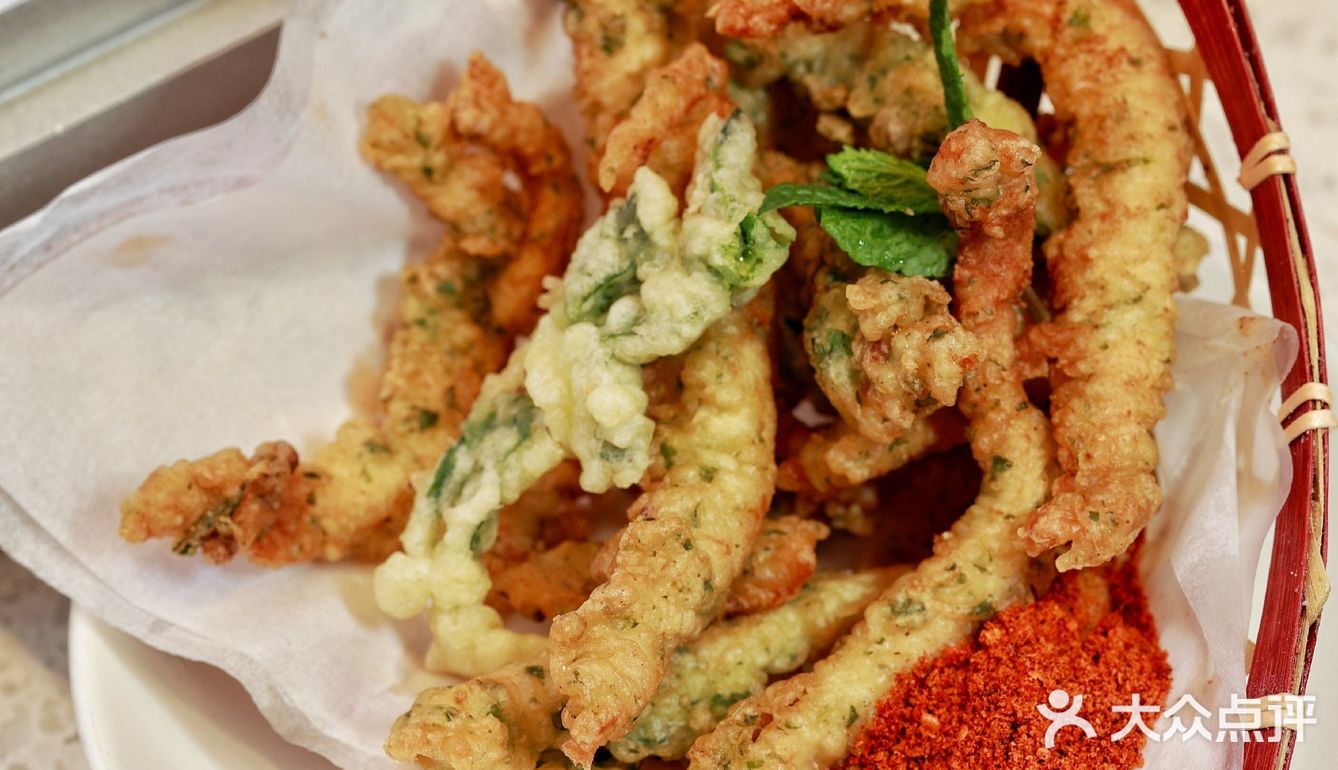 ✨🍜 胖妹面庄：隆福寺广场的美味秘密 🍜✨