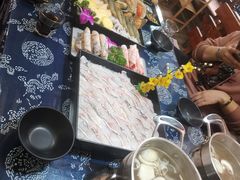 -丽江庭院·云南野生菌·海鲜火锅(鼓楼四合院店)