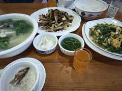 -漁耕小厨农家院(武当山店)