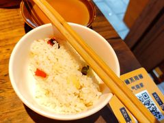 -有红鸡毛店·砂锅菜(抚琴夜市店)