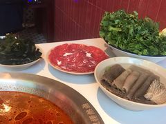 -卤校长重庆火锅(国兴店)