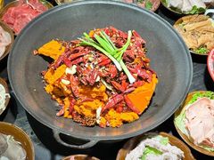 -渝嘴小老弟老火锅(华新村店)