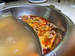 -左庭右院鲜牛肉火锅(浦江欢乐颂店)